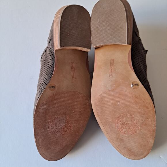 Vince Camuto Palmina Perforated Suede Block Heel Ankle Boot Brown Women Size 9.5 - Picture 8 of 13